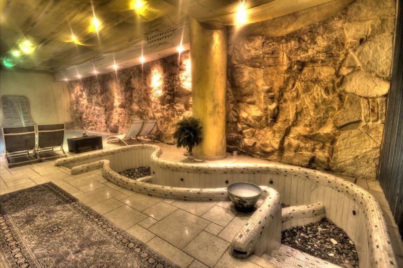 Hotel Madonna Delle Grazie Челье-Мессапика Экстерьер фото